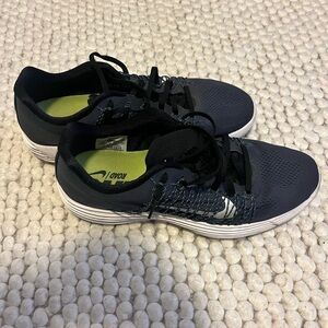 Nike Lunaracer 3 blue/white size 11